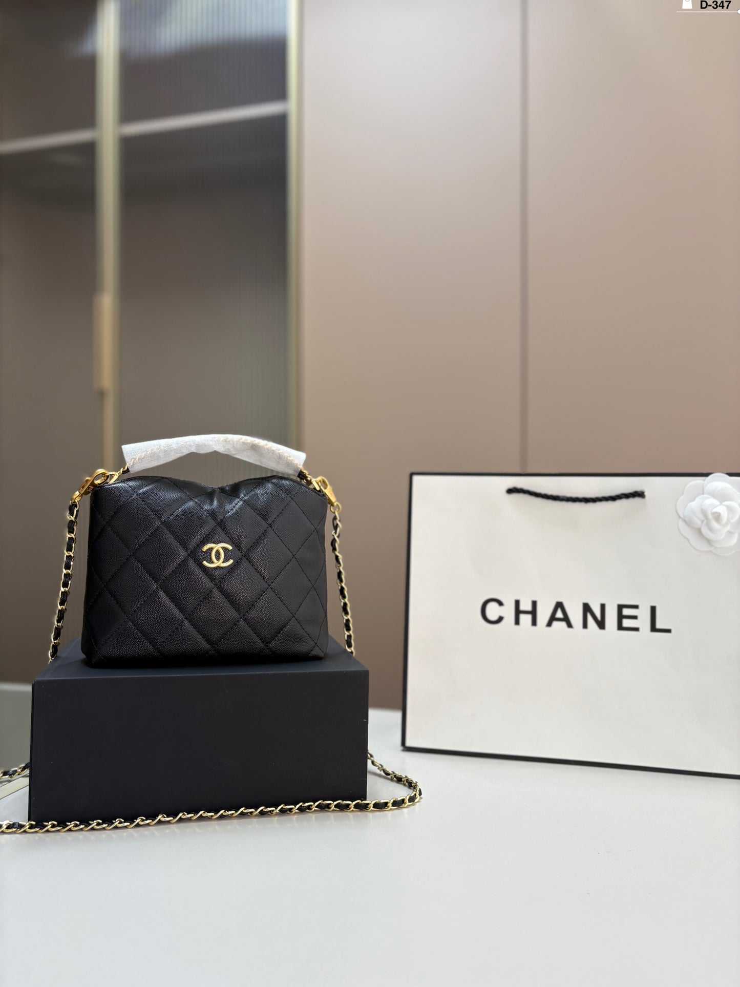 Chanel 24B Thick Chain Handle Lunchbox Bag