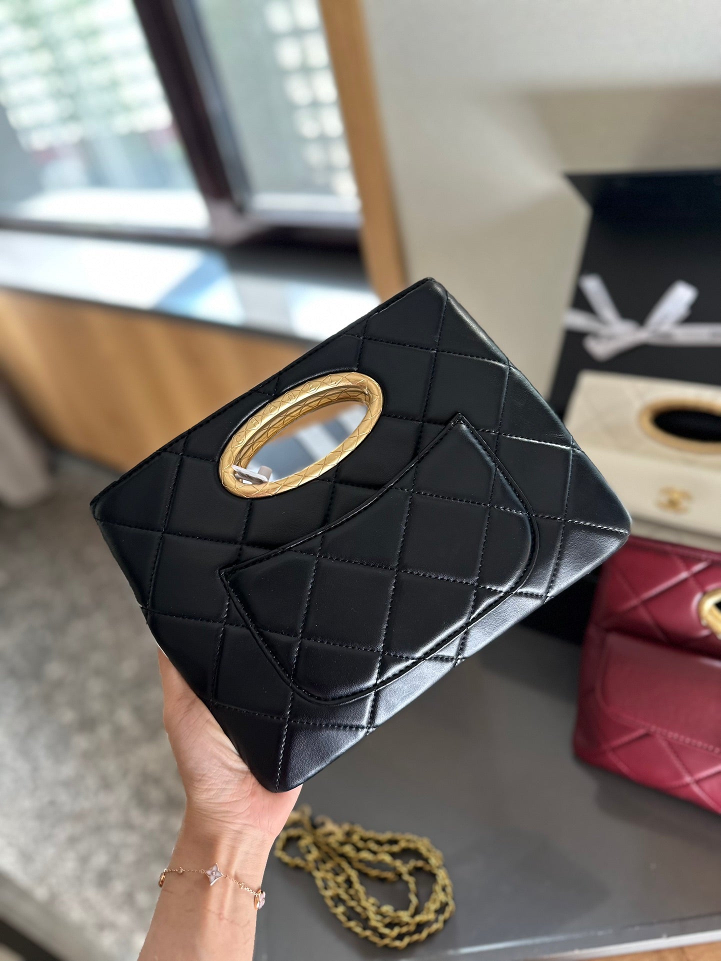𝘝𝘪𝘯𝘵𝘢𝘨𝘦 Chanel Evening Bag