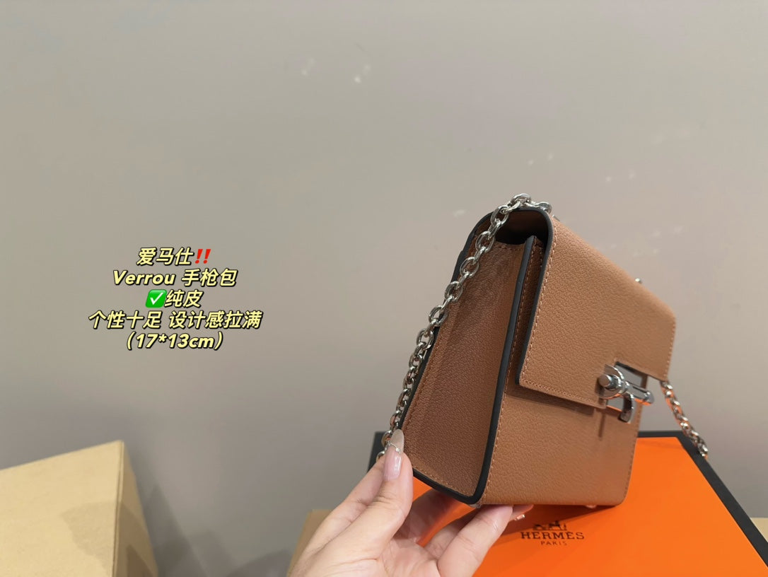 Hermès Verrou Pistol Bag with Latch