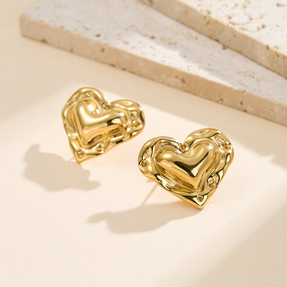 Aura Amour // Sculptural Textured Heart Stud Earrings