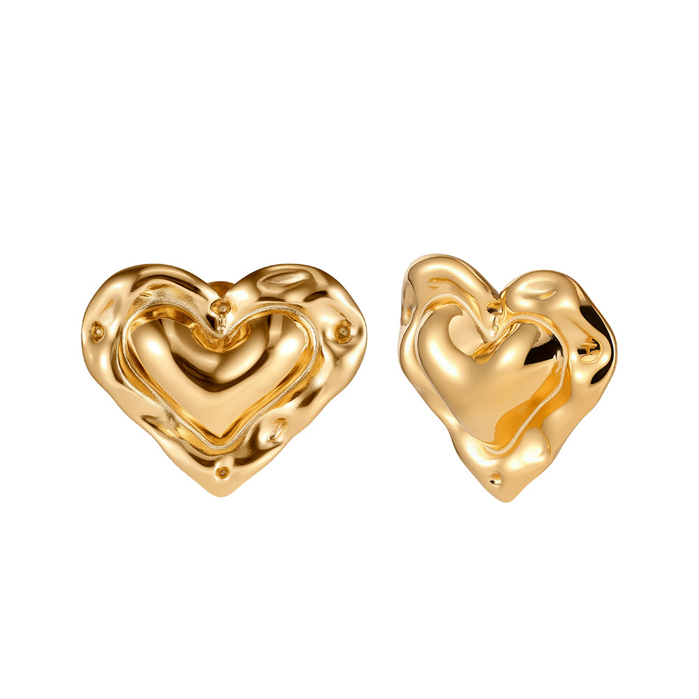 Aura Amour // Sculptural Textured Heart Stud Earrings