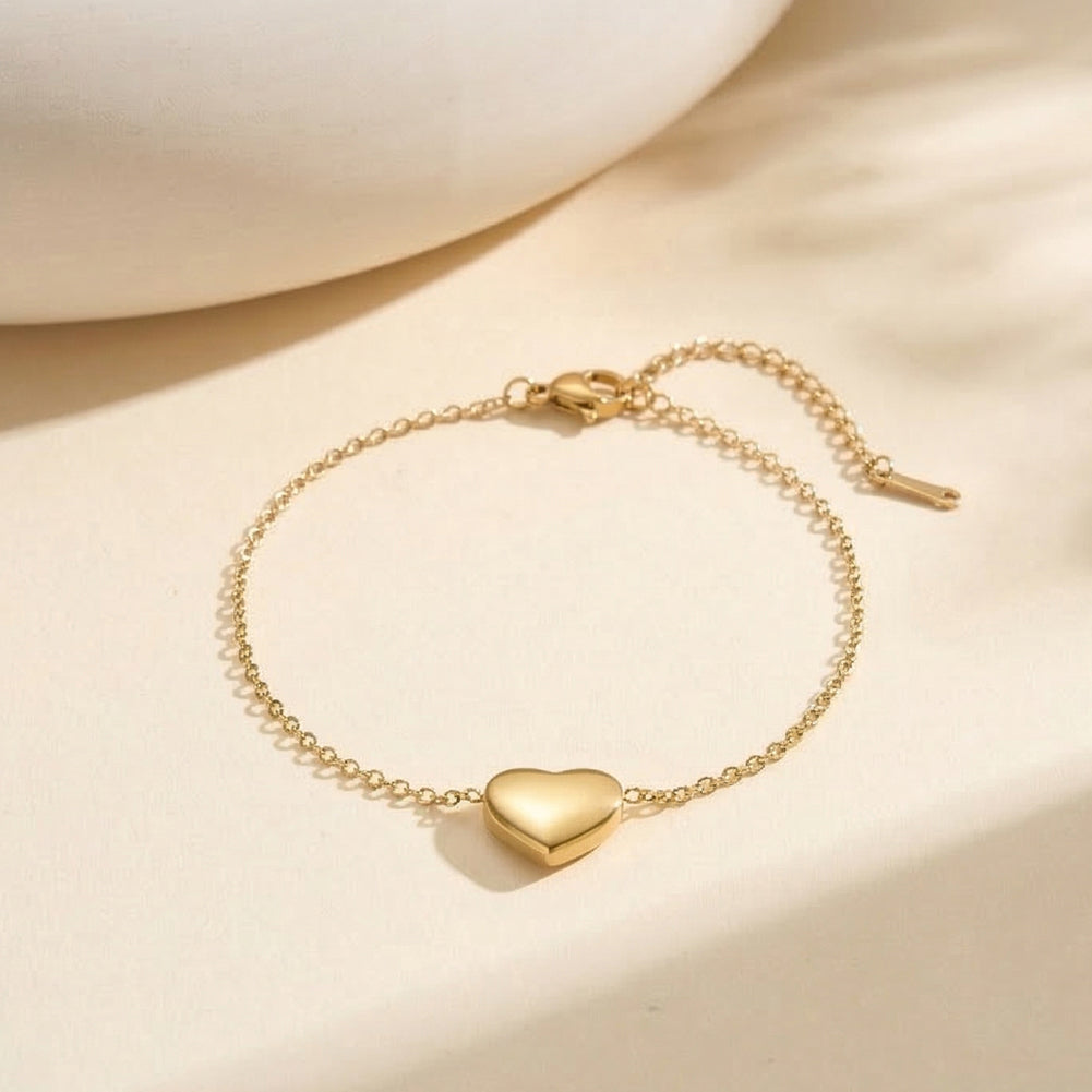 Aura Amour // Sculptural Puffy Heart Charm Bracelet