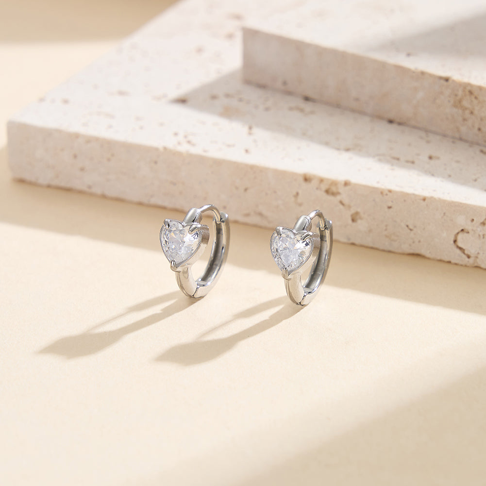 Aura Amour // Solitaire Heart-Cut CZ Huggie Earrings (6mm)