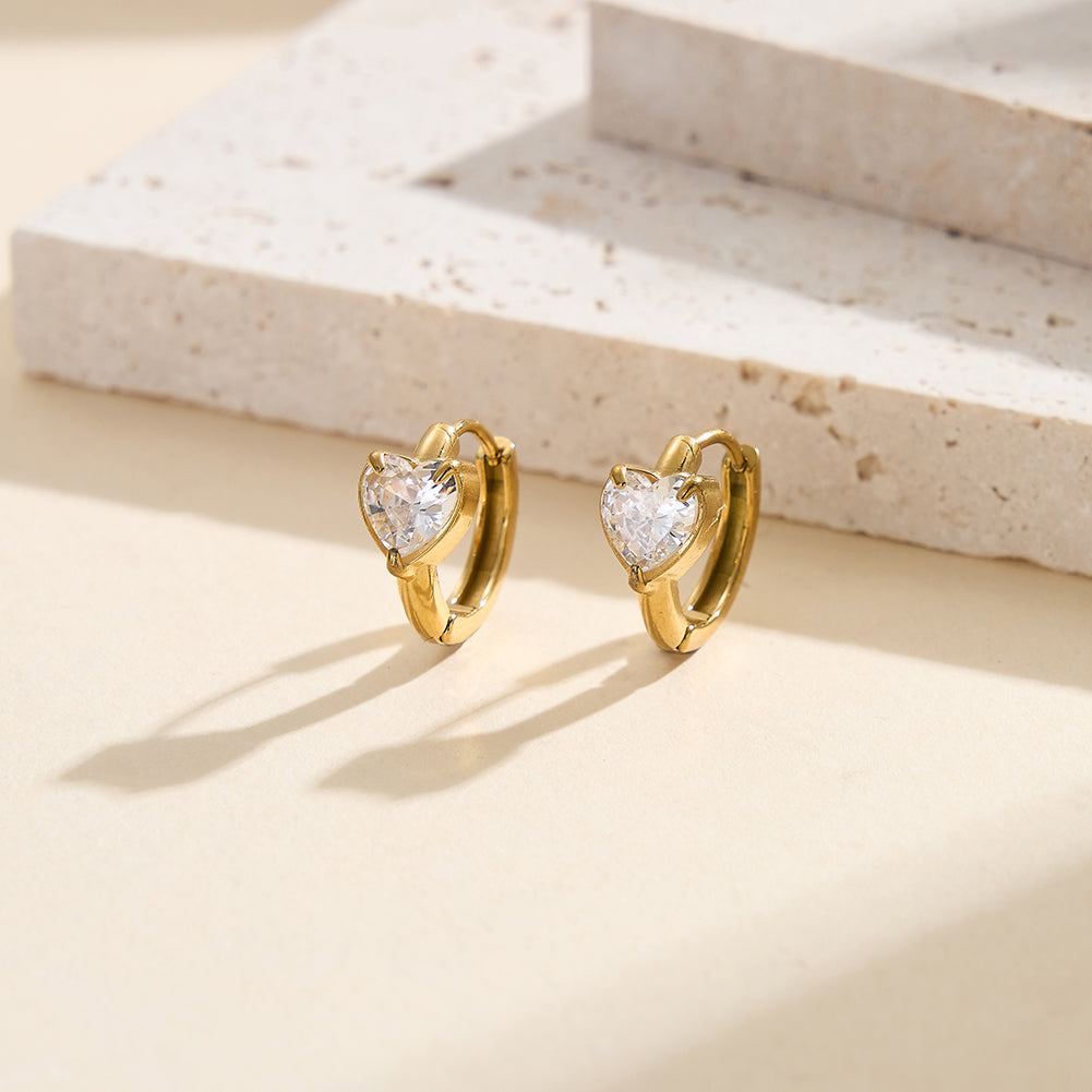 Aura Amour // Solitaire Heart-Cut CZ Huggie Earrings (6mm)