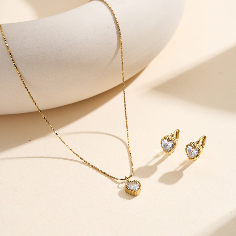 Aura Amour // Heart-Cut CZ Crystal Beaded Pendant Necklace