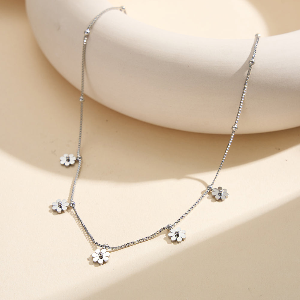 Aura Blossom // Sculptural Five-Petal Flower Bead Chain Necklace