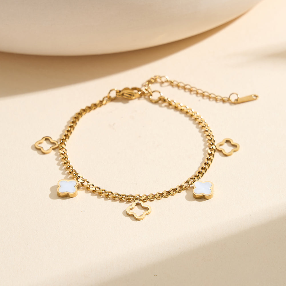 Aura Celestial // Mother of Pearl Clover Charm Anklet