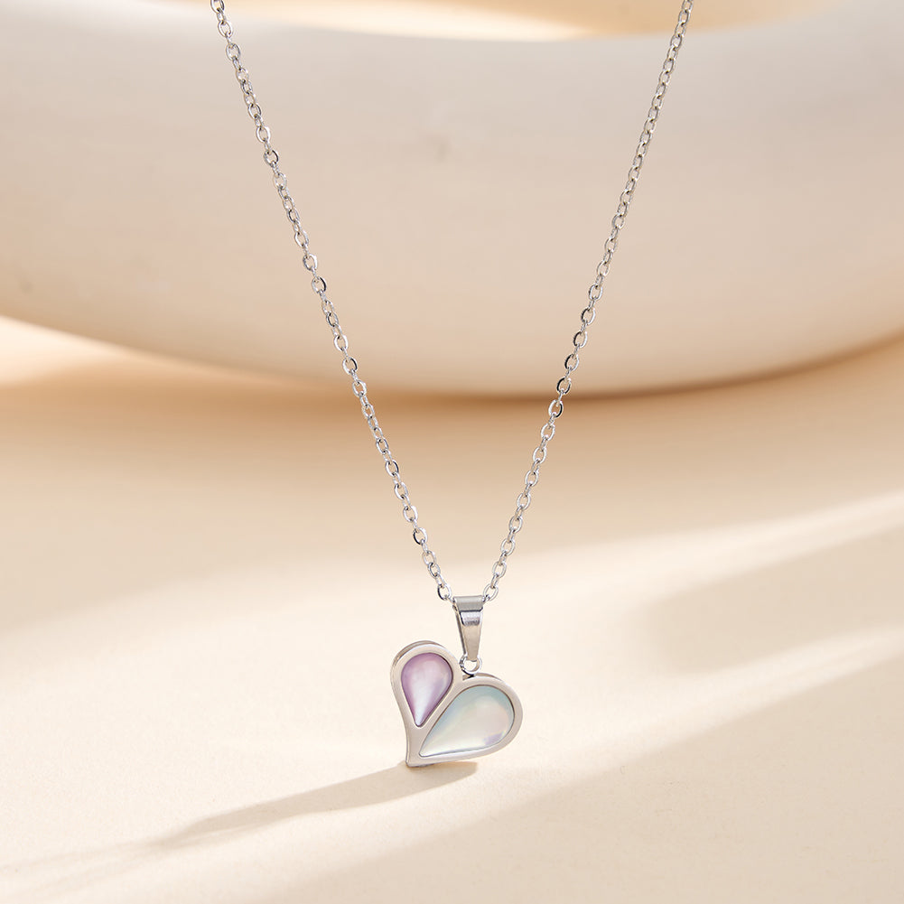 Chic Asymmetric Dual-Color Shell Heart Pendant Necklace