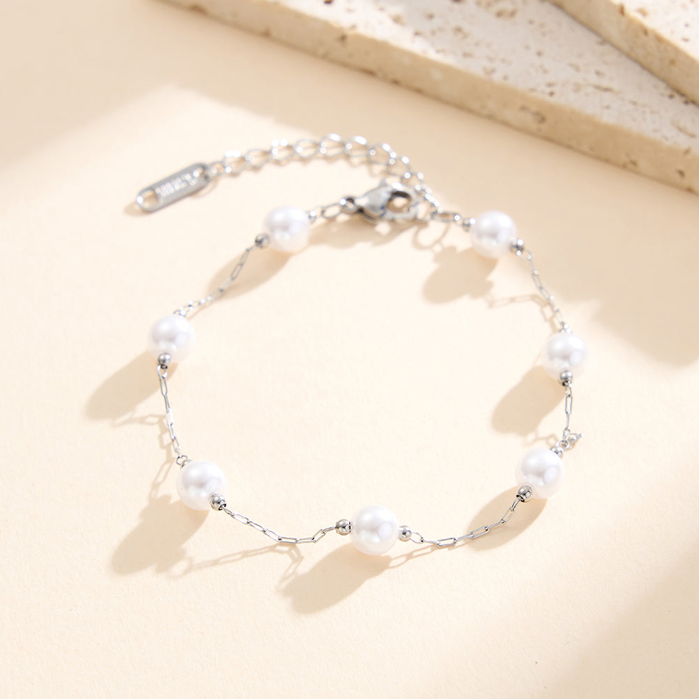 Dainty 5mm Shell Pearl Station Chain Bracelet in 14K Gold