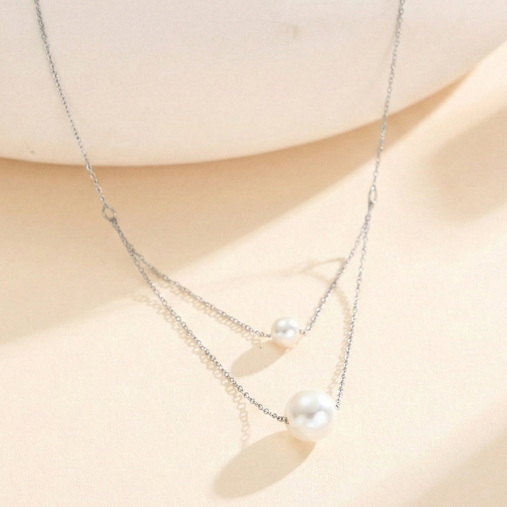 Chic Double-Layer Graduated Shell Pearl Station Necklace