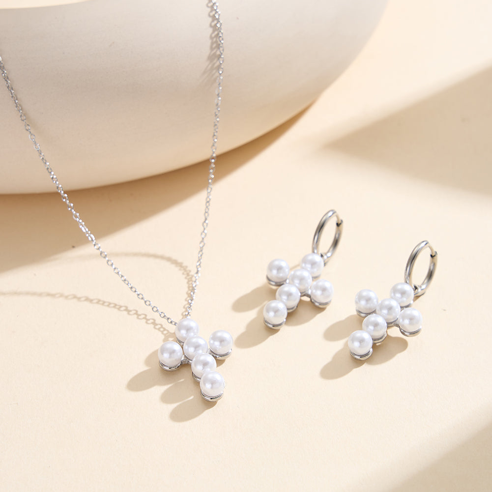 Velvet Oracle // Sculptural Shell Pearl Cross Pendant Necklace